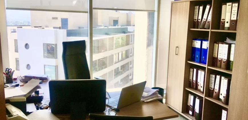 Oficina En Venta Con Vista Panoramica, Metro Ppe De Gales
