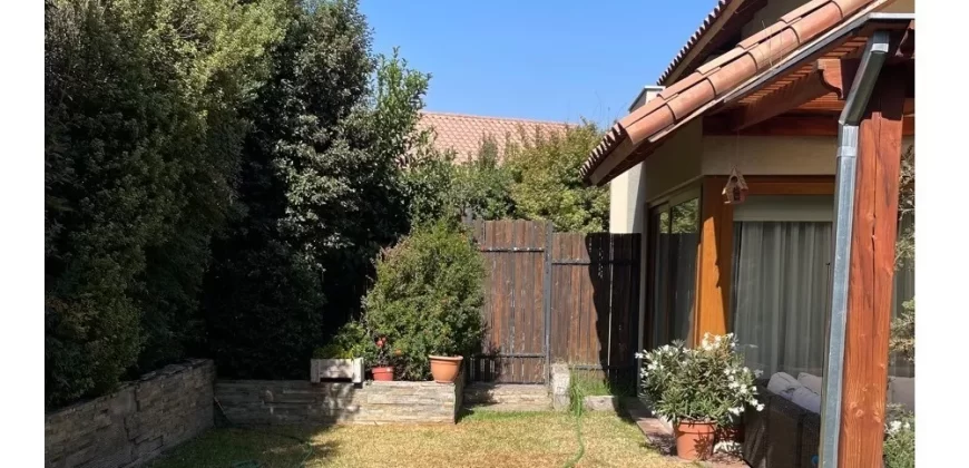 Preciosa Casa La Reina Alta En Condominio Muy Seguro