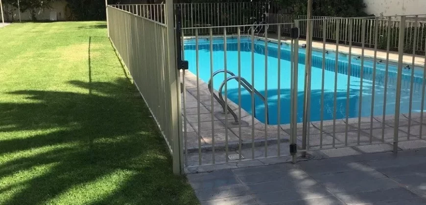 Se Vende! Sector Av. Raul Labbé Altura Av. La Dehesa