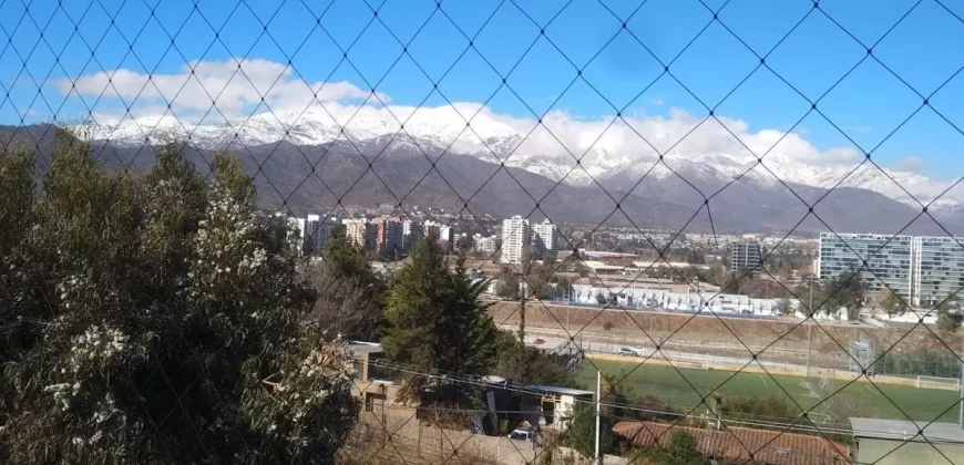 Se Vende! Sector Av. Raul Labbé Altura Av. La Dehesa