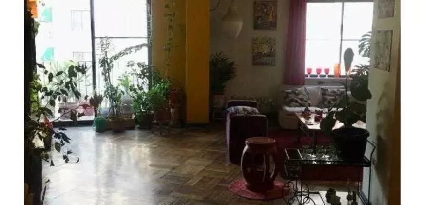 Se vende departamento excelente ubicación : Metro Universidad Catolica – Metro Santa Lucia