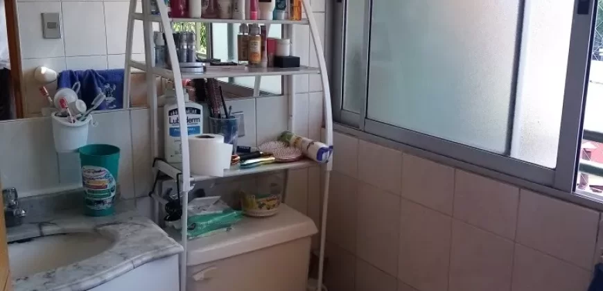 Se Vende Departamento Excelente Ubicación Metro Chile España