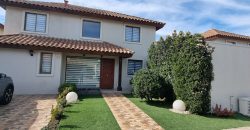 Se Vende Espectacular Casa En Brisas Norte De Chicureo