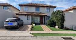 Se Vende Espectacular Casa En Brisas Norte De Chicureo