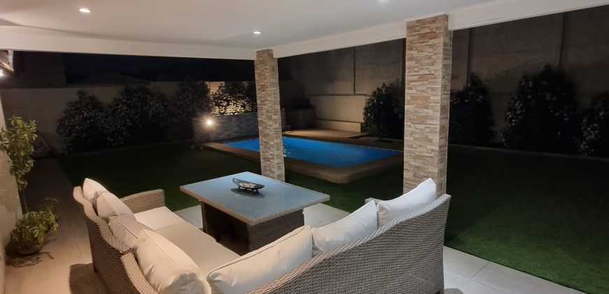 Se Vende Espectacular Casa En Brisas Norte De Chicureo