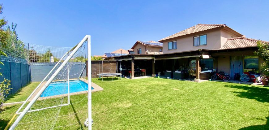 Se arrienda casa Remanso de Chicureo
