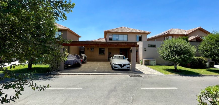 Se arrienda casa Remanso de Chicureo