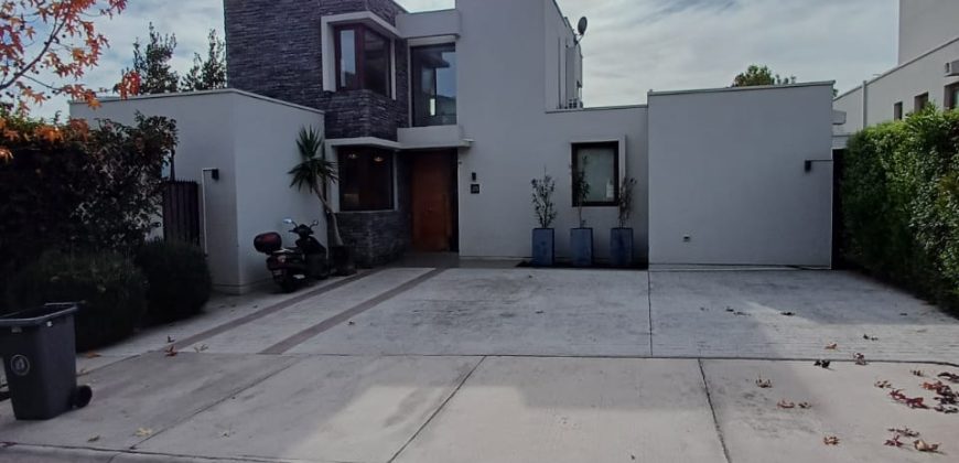 Linda Casa En Venta Chamisero De 3d + Serv
